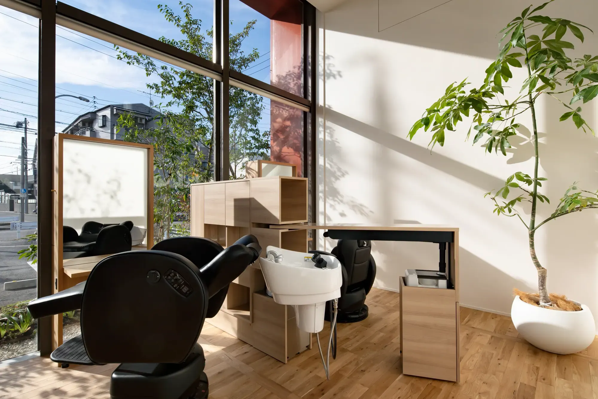 AMOR interior