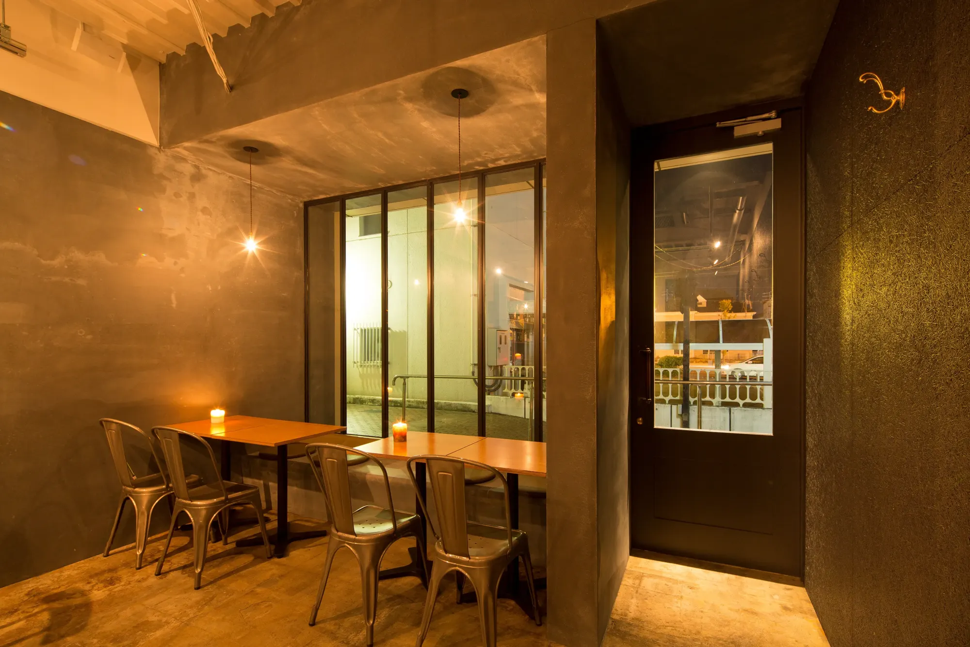 Geek Comfortable Bar & Cafe interior