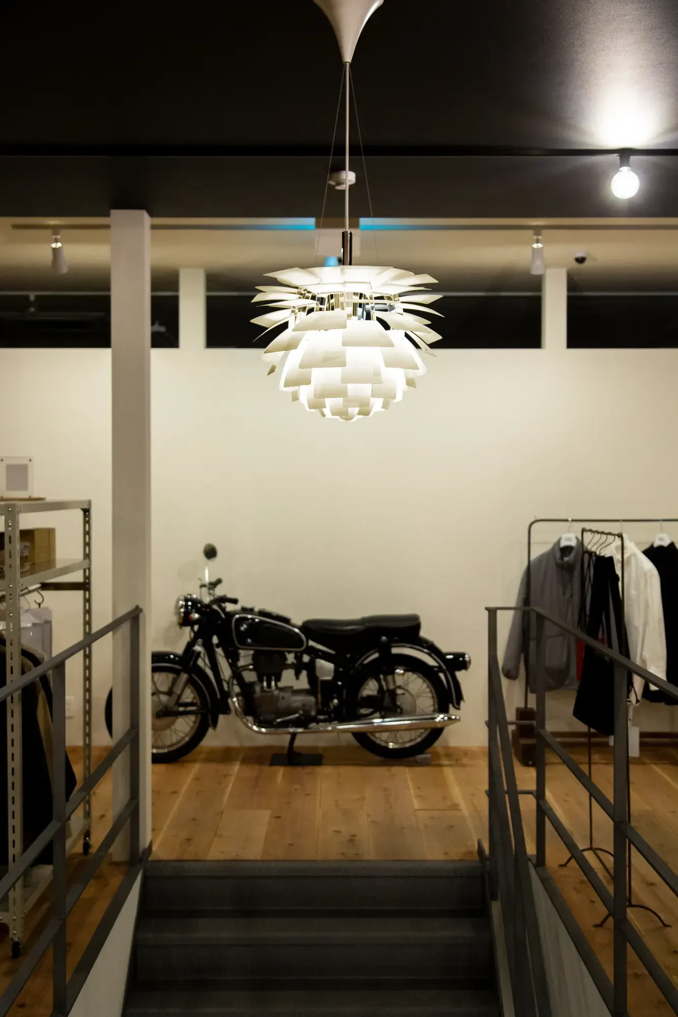 Higana bldg. interior