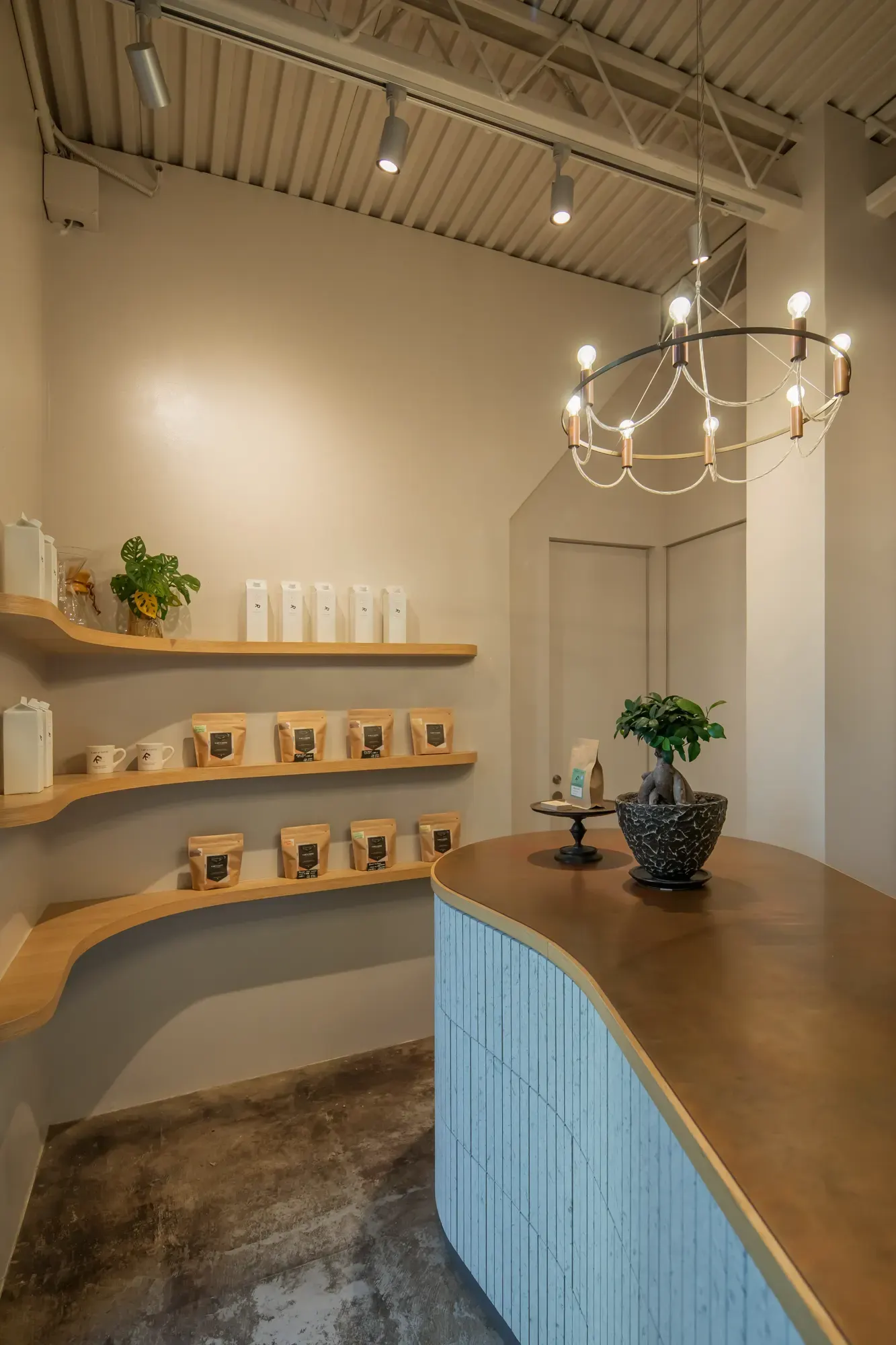 R ART OF COFFEE Motoyama interior