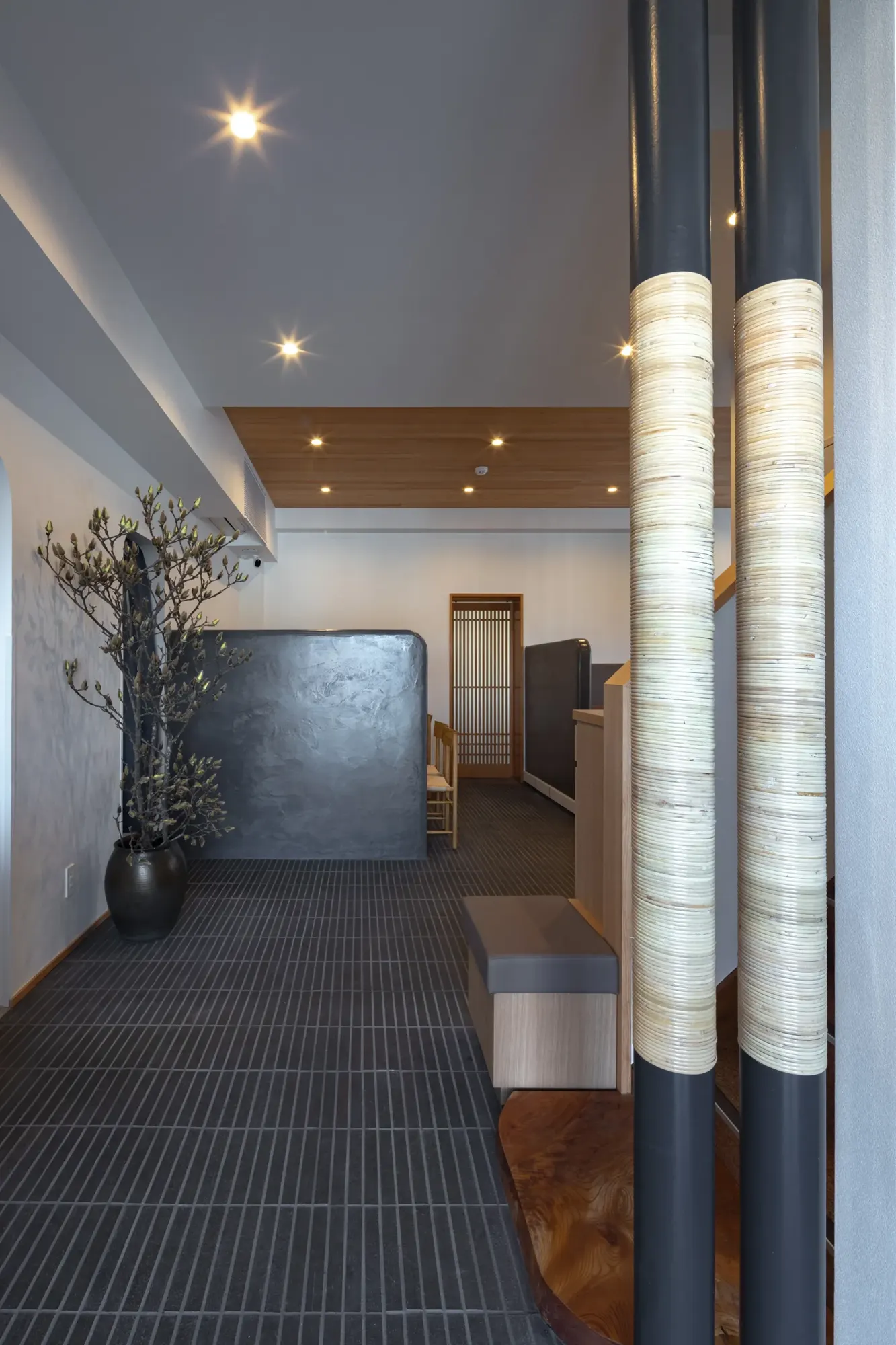 しまごん interior