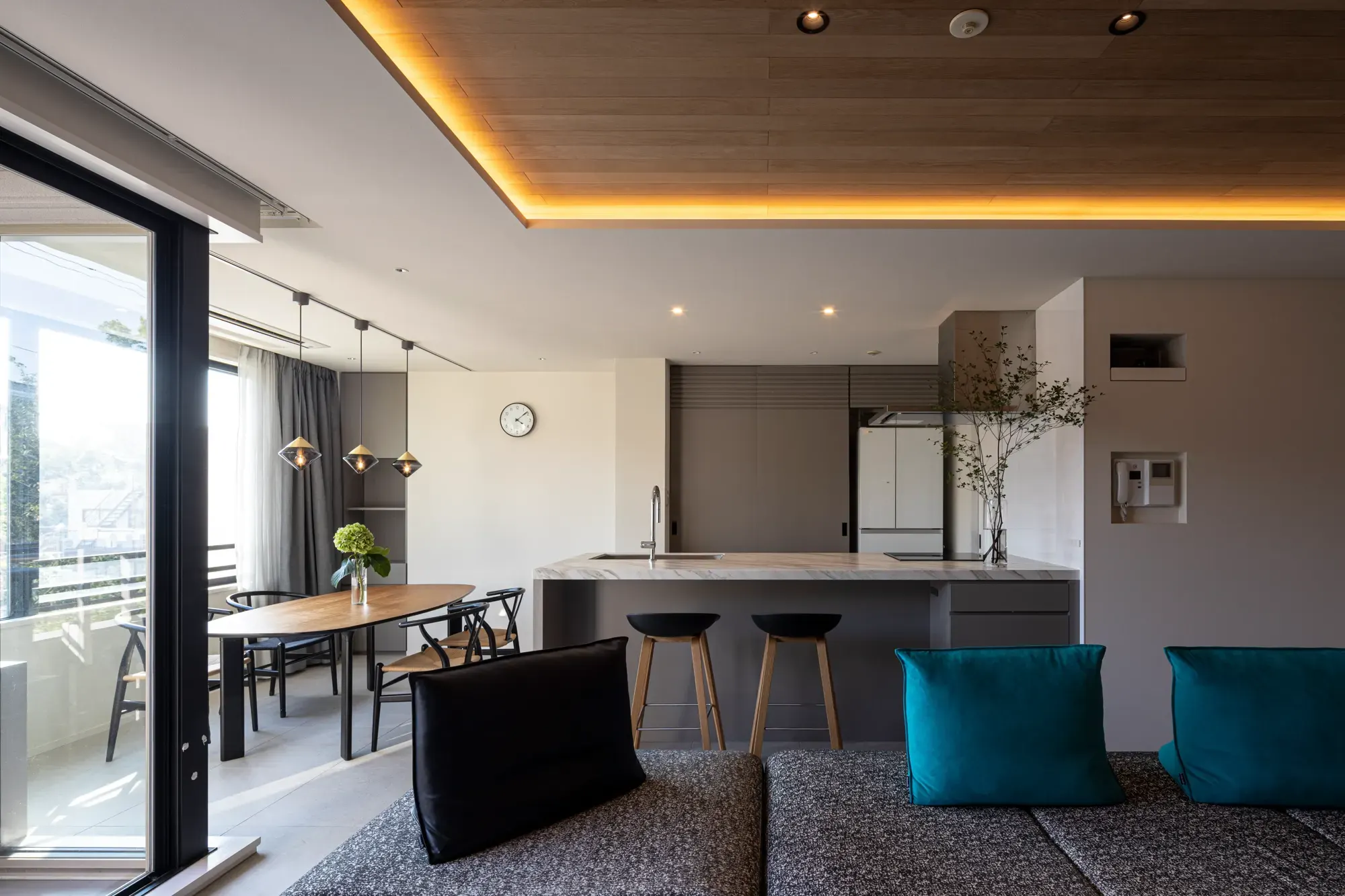 U-mansion renovation interior