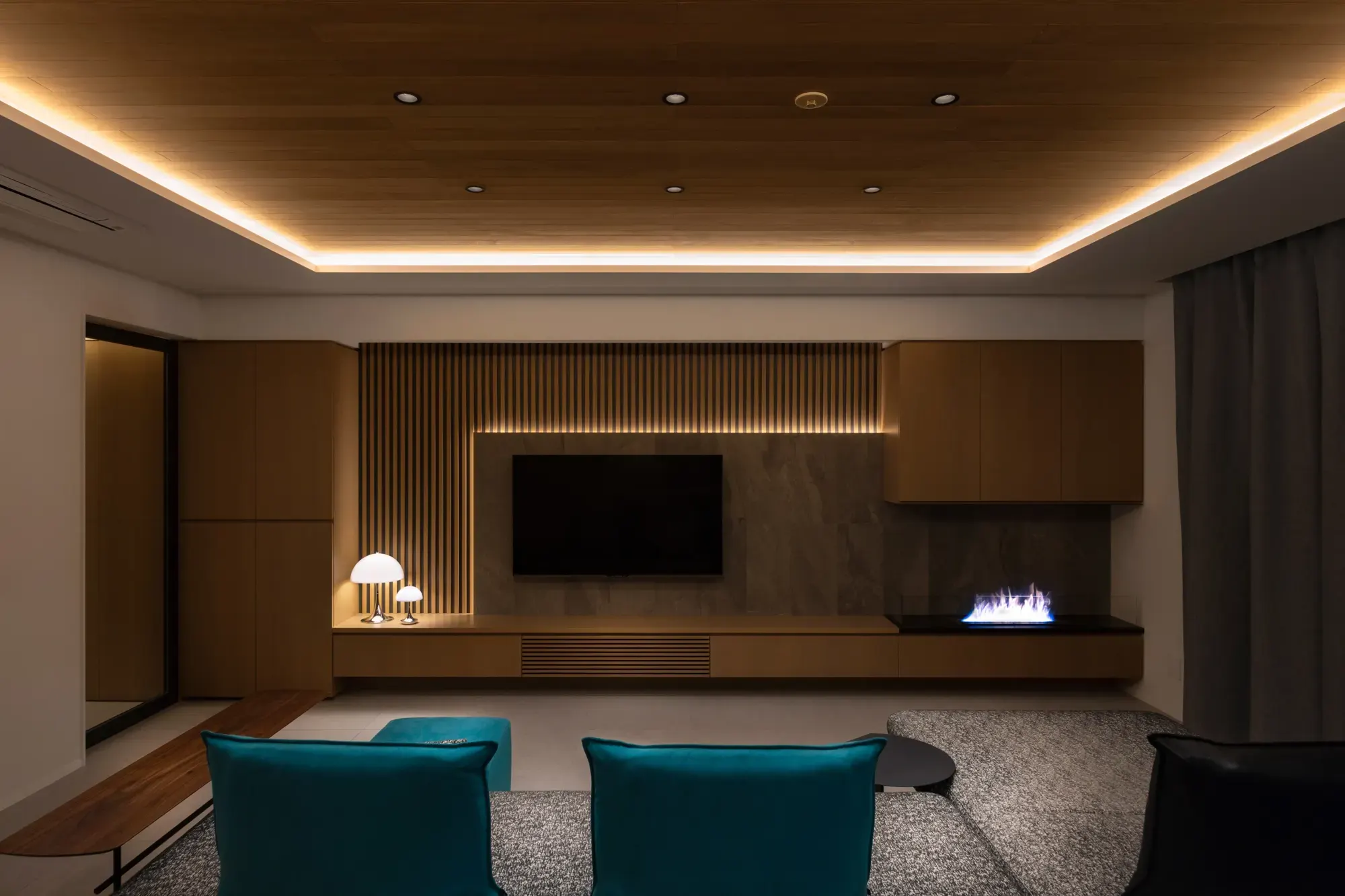 U-mansion renovation interior
